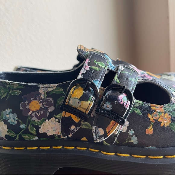 Dr. Martens 8065 Vintage Floral Mary Janes Size 9 Black And Multicolor - Picture 3 of 7
